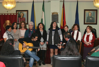 Colaboraron con Itimad en el Homenaje a José Sabin, -cuya guitarra les acompañara en tantas ocasiones- tributado con ocasión del Acto de Clausura del VI Certamen Rumayquiya.